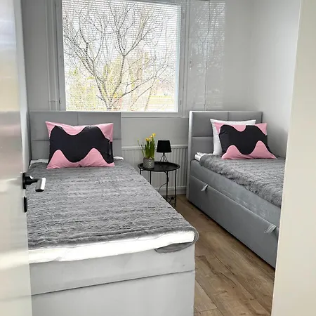 Huoneisto Tullikatu Two-bedroom *